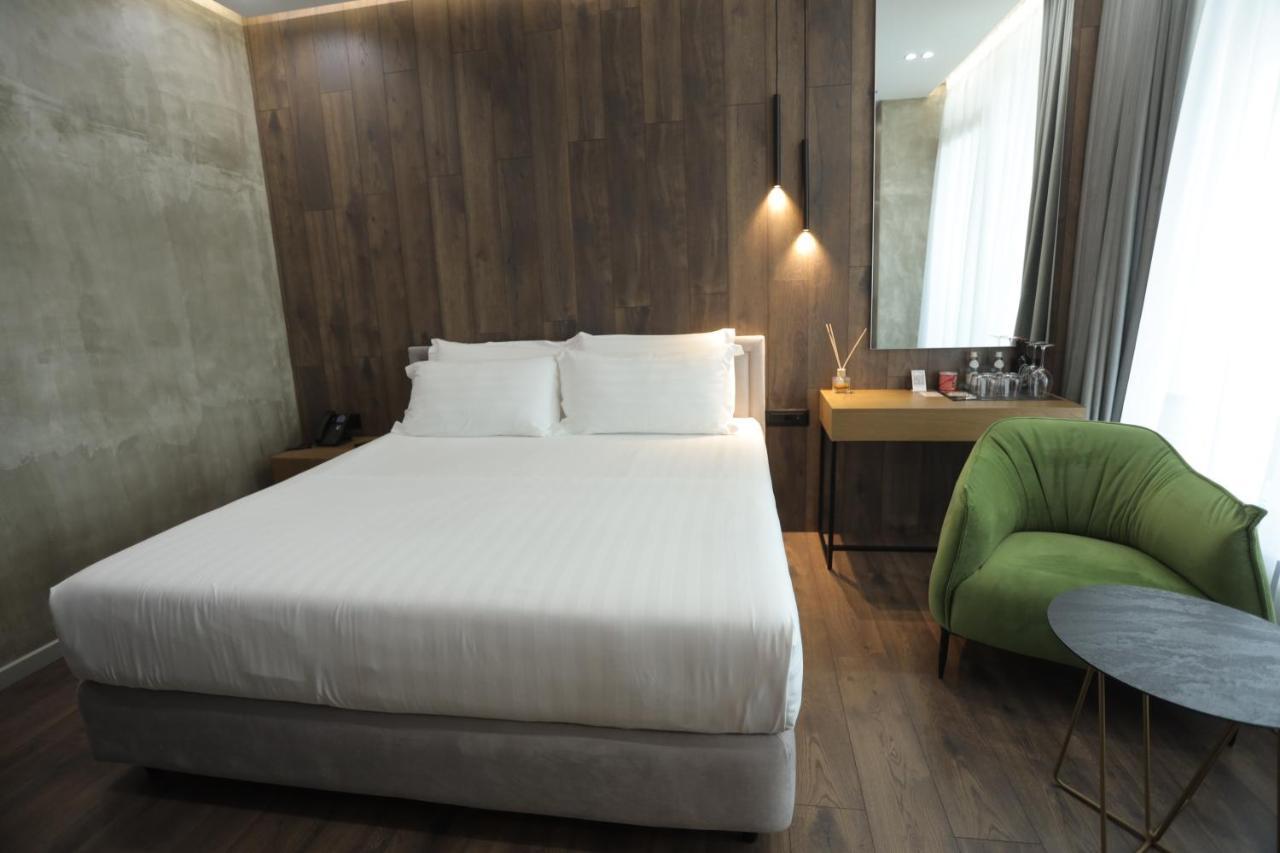 Ap Hotel Boutique Vlorë Εξωτερικό φωτογραφία